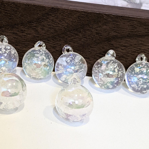 再販】スノードーム オーロラクリア 16㍉ 4個 カン付き シャボン玉