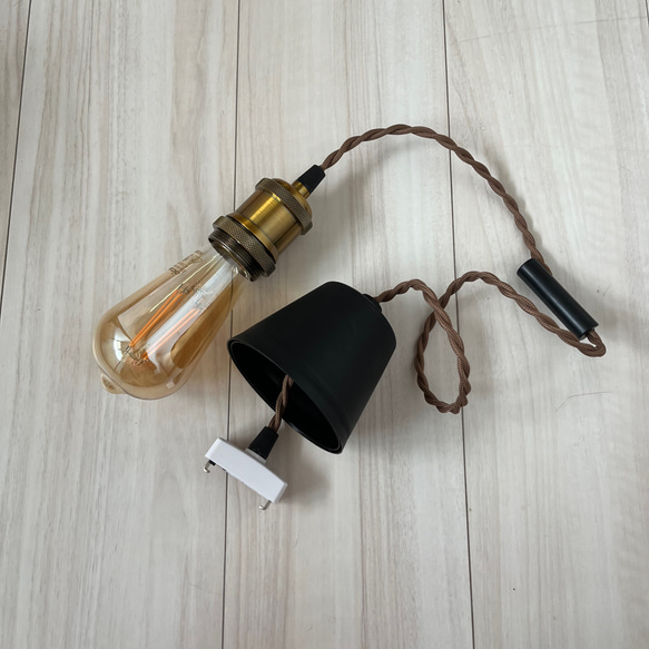 ラタン手編みのランプシェード LED電球 9枚目の画像