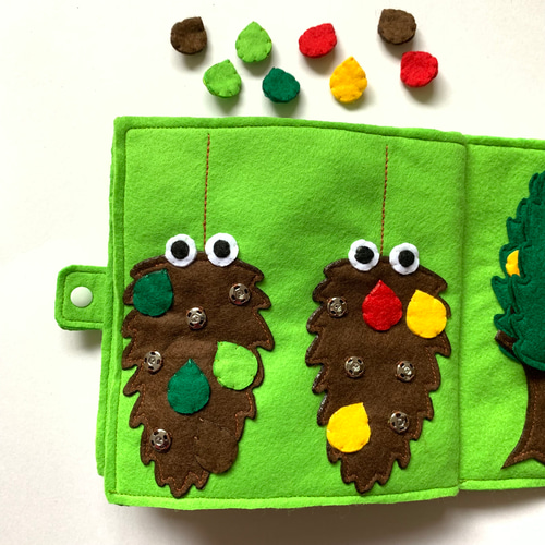 フェルト絵本☆HOUSE 虫さんたちのおうちで遊ぼう 知育絵本 布絵本