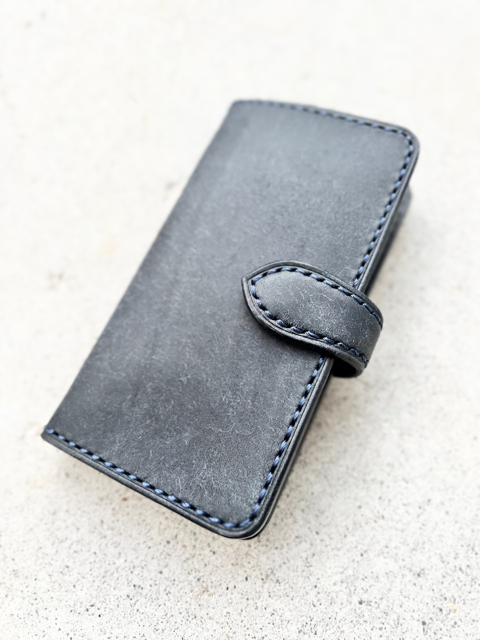 iPhone 17用ケースも製作可能です。