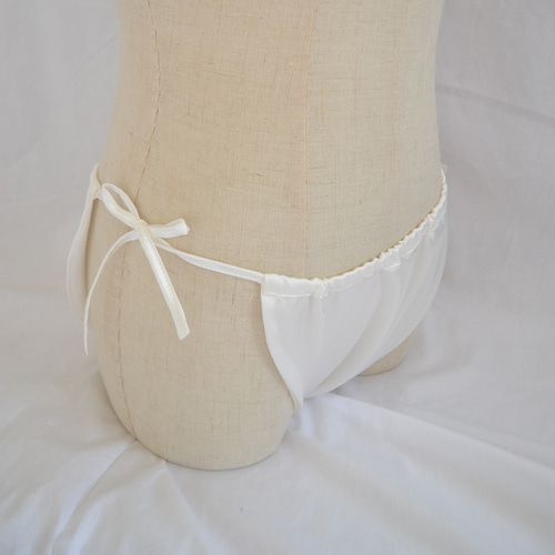 TOWAVASE / シルク刺繍パンツ | Pili
