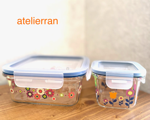 昭和レトロ 耐熱ガラス容器 大.小sizeのセット 保存容器・キャニスター