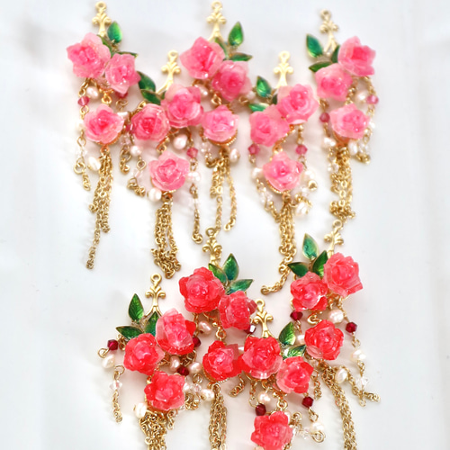 ひよこ☆薔薇のイヤリング☆しずく♪ロザフィ 花びらの雫✴︎ピンク薔薇・ピアス・イヤリング | HaruE