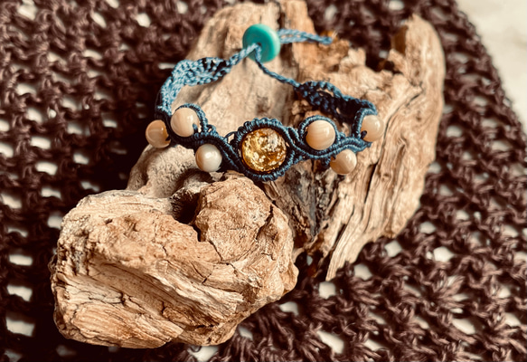 月夜の海ブレスレット(琉球ホタルガラス・夜光貝) ブレスレット Hau