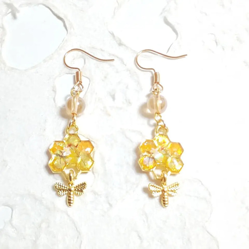 ぶんぶん♪みつばちピアス ピアス（フック・チェーン） 花鳥風月＊雅 