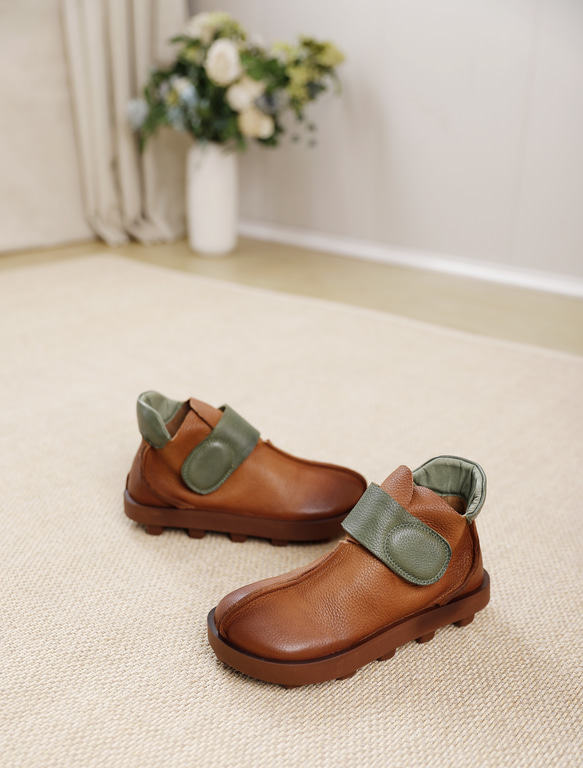 23 新款秋冬女式真皮鞋獨特鞋跟短靴 22.5 公分-25.5 公分 #845 棕色 ⭐ 免運 ⭐ 第9張的照片
