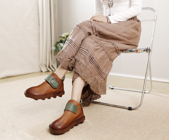 23 新款秋冬女式真皮鞋獨特鞋跟短靴 22.5 公分-25.5 公分 #845 棕色 ⭐ 免運 ⭐ 第8張的照片