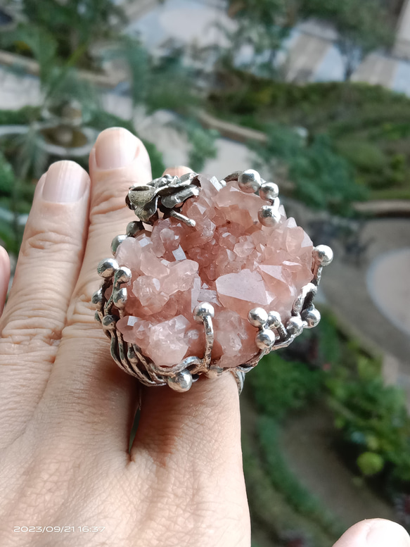 粉晶簇原礦手工銀戒 純銀戒指~ 「Love」~ Rose Quartz Cluster Silver Ring 第10張的照片