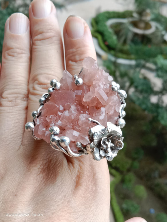 粉晶簇原礦手工銀戒 純銀戒指~ 「Love」~ Rose Quartz Cluster Silver Ring 第6張的照片