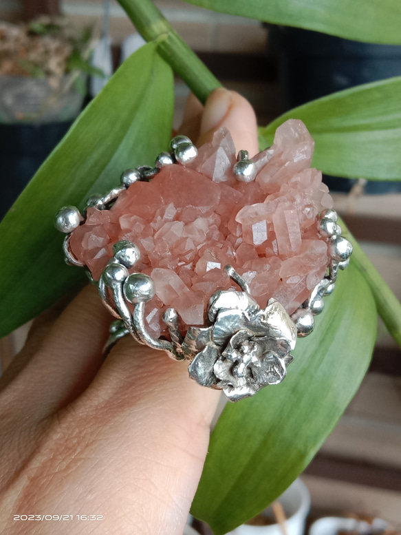 粉晶簇原礦手工銀戒 純銀戒指~ 「Love」~ Rose Quartz Cluster Silver Ring 第9張的照片