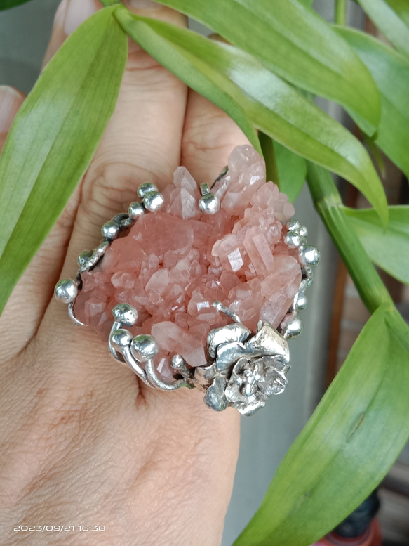 粉晶簇原礦手工銀戒 純銀戒指~ 「Love」~ Rose Quartz Cluster Silver Ring 第11張的照片