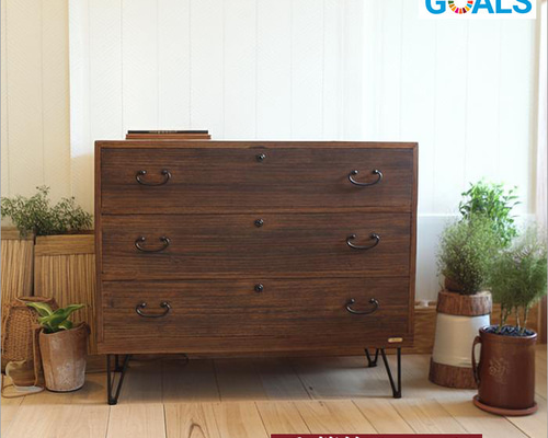 古い木製の引き出し3段　チェスト　桐箪笥　タンス　収納　古家具　古民家　時代家具 アンティーク 和箪笥 チェスト リメイク品 3段 桐箪笥 木製 天然