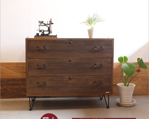 古い和箪笥をリメイクした古材チェスト｜アイアン脚の和モダン収納家具