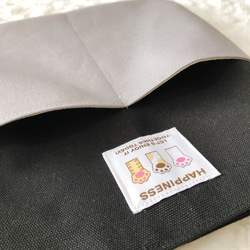 １６６１．帆布のサコッシュ　黒×グレーポケット　猫の手タグ（白）　肉球　ポシェット　再販 3枚目の画像