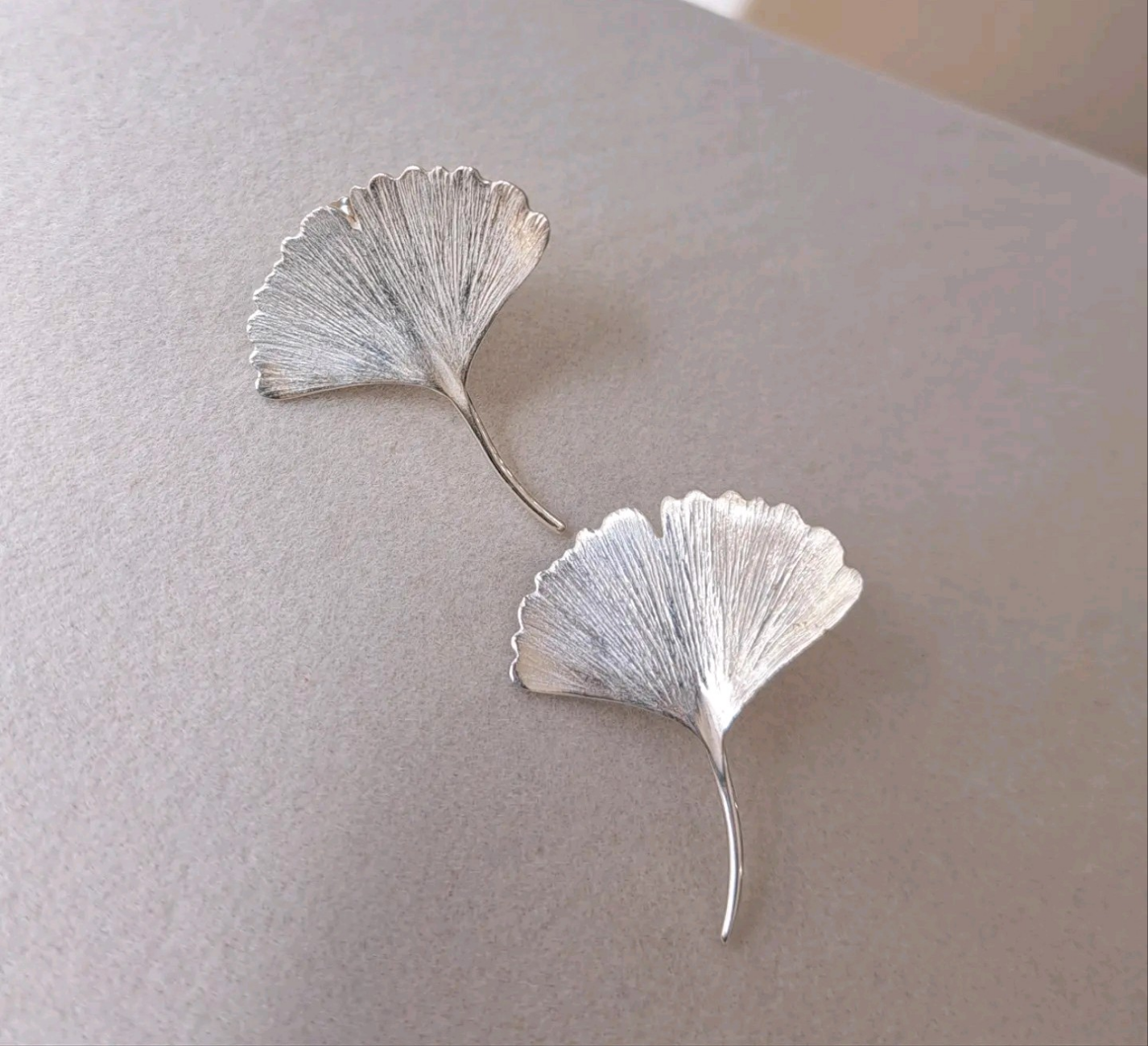 【 イチョウ ピアス 】銀杏ピアス 銀杏アクセサリー イチョウアクセサリー 縁起物  京都シルバーアクセサリー  紅葉