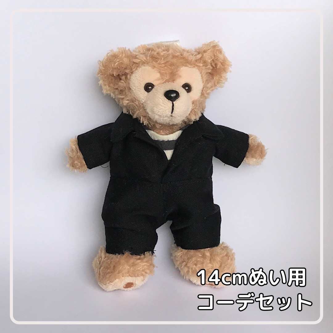 ダッフィー ぬいぐるみバッチ ジャケット、パンツ　シャツセット ダッフィー ぬいぐるみバッチ ジャケット、パンツ　シャツセット