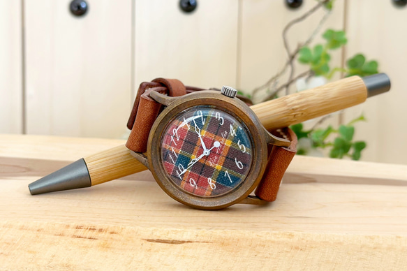 手作り腕時計　Via Aurelia(タータンチェック茶系 & 茶色) 2枚目の画像