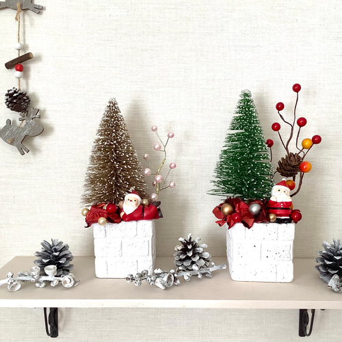 素焼き　テラコッタクリスマスツリー型オブジェ Amazon | ガーデニング 素焼きオブジェ クリスマスツリー 電灯配線穴