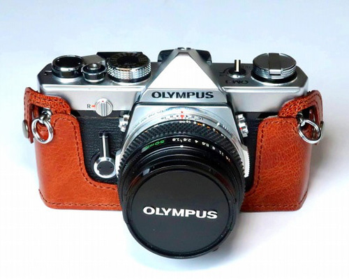 オリンパス OM-2 トカゲ革貼り