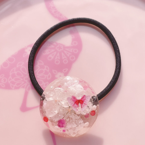 レジンヘアゴム　二連　花　ベビーピンク　淡色　春色　ちょうちょ dpy-345_1.jpg
