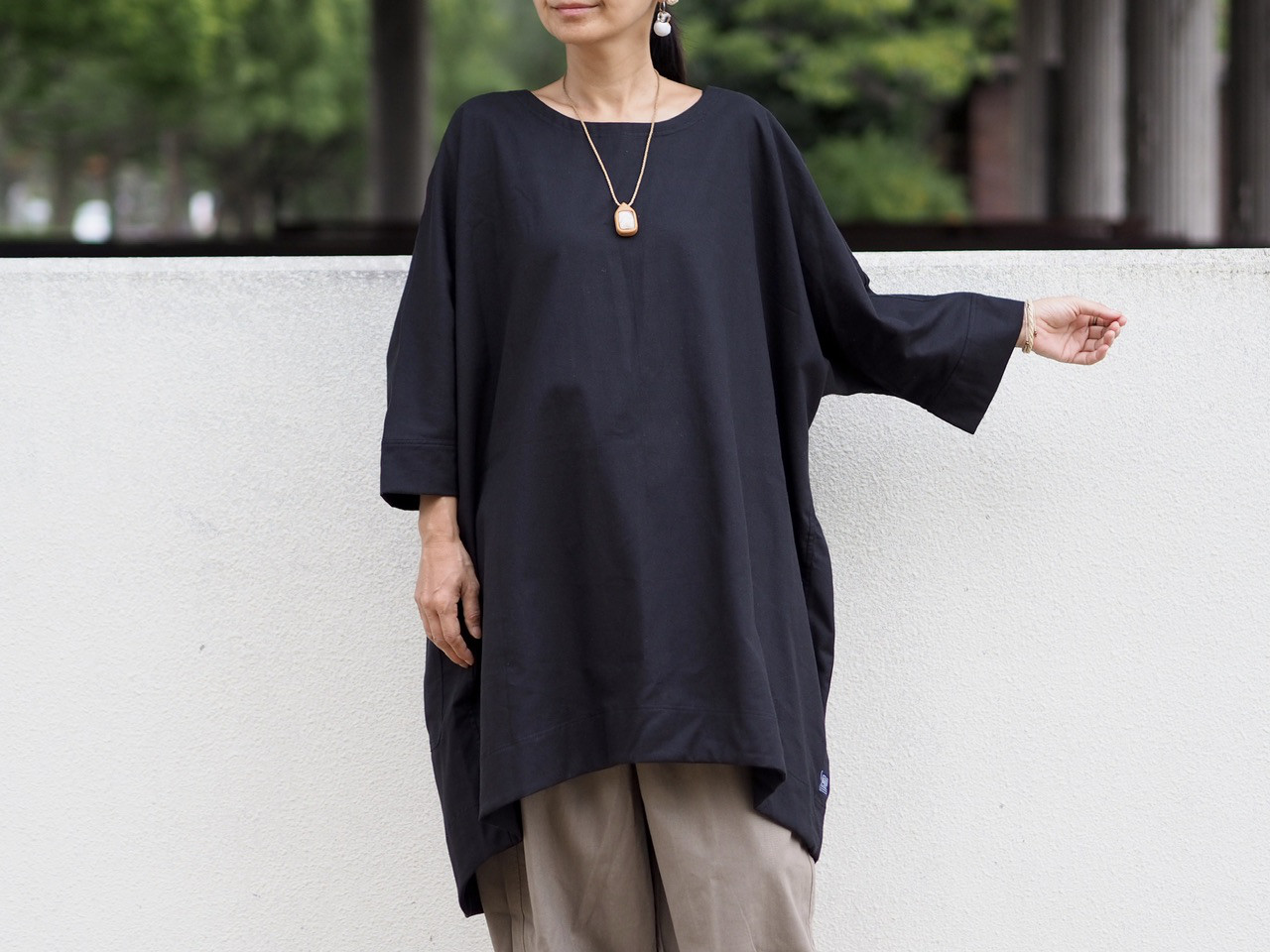 ふわっと起毛コットン、ポケット付きチュニックシャツ/ブラック