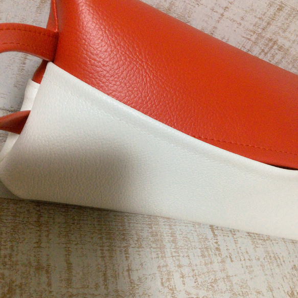 レッド×ホワイト 赤×白 ソフトパックティッシュケース マスクケース フェイクレザー キッチンペーパー バイカラー 合皮 2枚目の画像