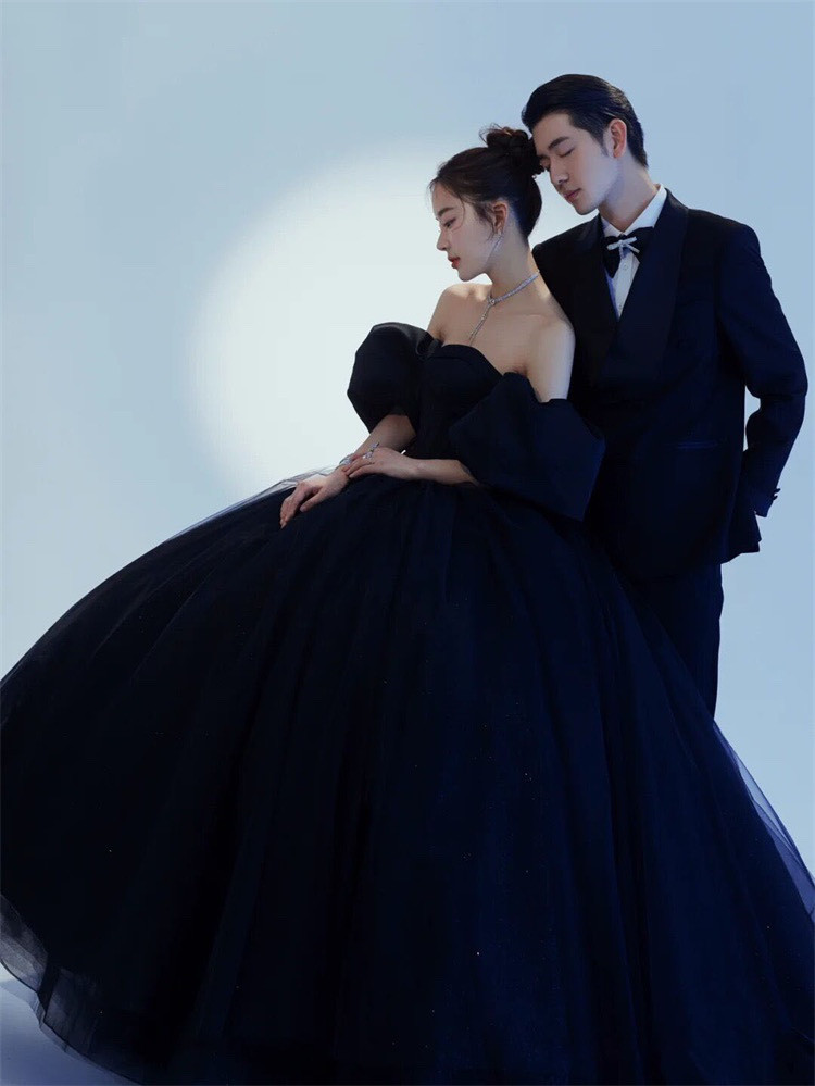 パフスリーブチューブトップドレスエレガントウェディング