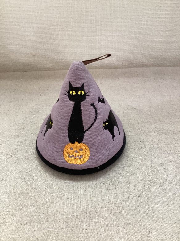 ハロウィン刺繍三角鍋つかみ　三角ミトンペア　 2枚目の画像