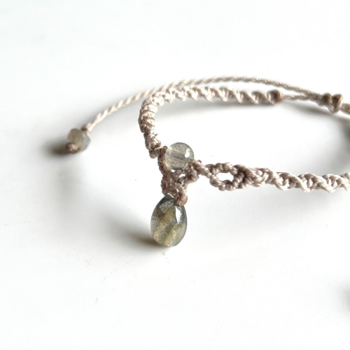 234】ラブラドライトのマクラメ編みブレスレット ブレスレット 楓 通販