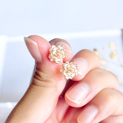 ミニ薔薇ピアス/イヤリング 青 送料無料 イヤリング・ノンホールピアス