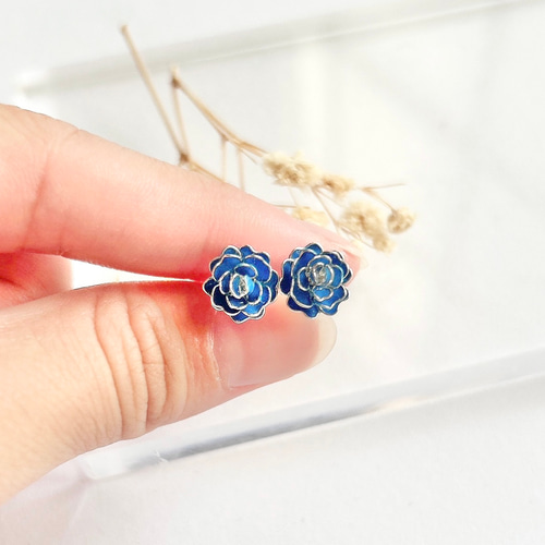 ミニ薔薇ピアス/イヤリング 青 イヤリング・ノンホールピアス