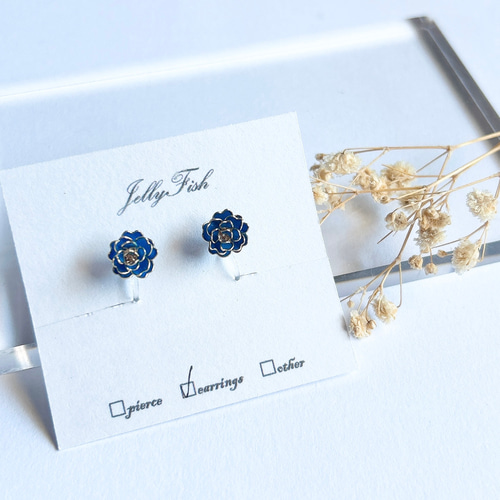 【専用】ミニ薔薇 ピアス おまとめ3点 ミニ薔薇ピアス/イヤリング 青 イヤリング・ノンホールピアス