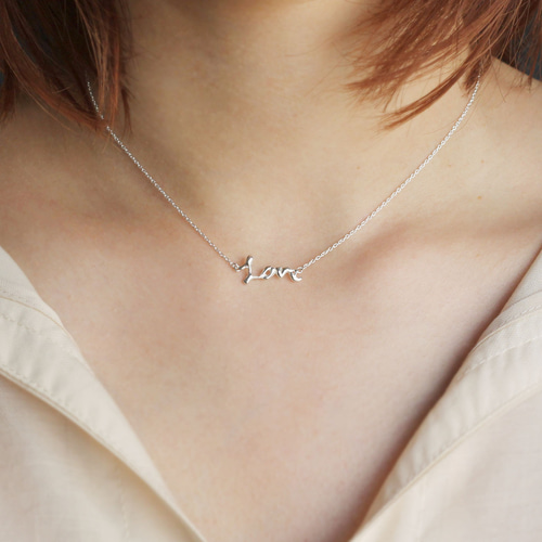 LOVE ネックレス ネックレス・ペンダント ateliermozu 通販