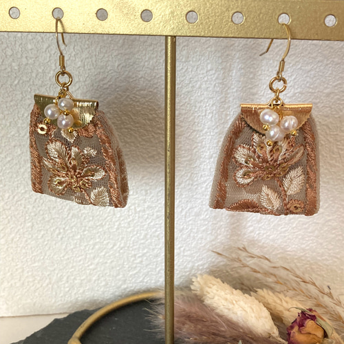 インド刺繍リボンタッセルピアス/テラコッタ ピアス（フープ