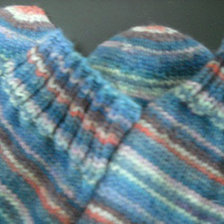 手編みの靴下　色使いの素晴らしい靴下（男性用） 5枚目の画像