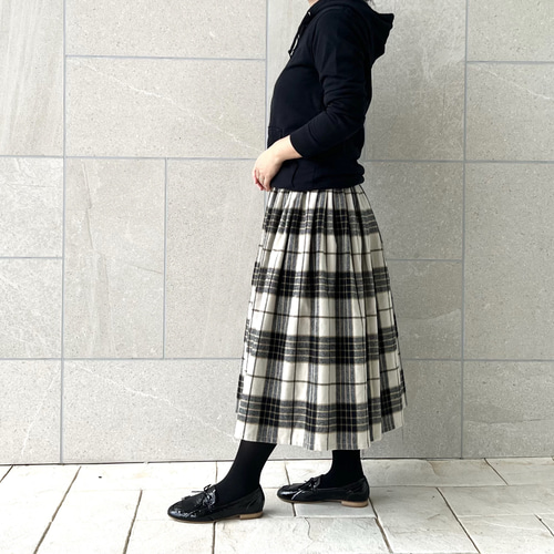 maison de Dolce. メゾンドドルチェ シャギースカート ロング maison