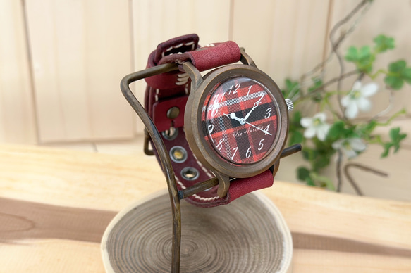 手作り腕時計　Via Aurelia(タータンチェックワインレッド & ワインレッド) 5枚目の画像