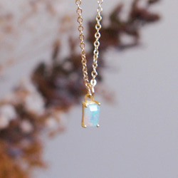 [熱門部落格推薦] 珍貴蛋白石項鍊，防過敏，14kgf，生日禮物，十月誕生石 第5張的照片