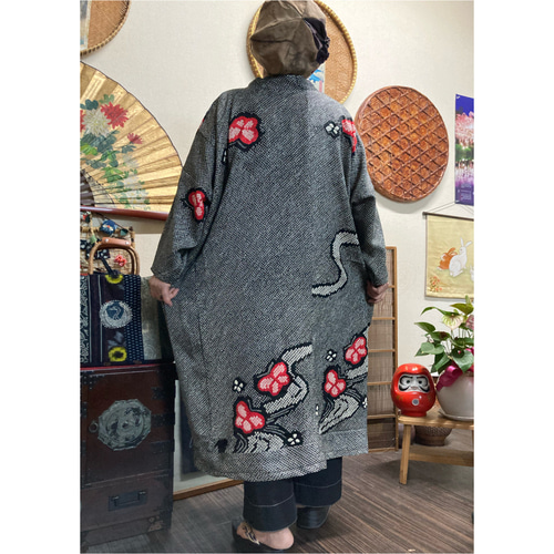 高級 総絞りの蝶々柄のワンピース 着物リメイク ワンピース 着物