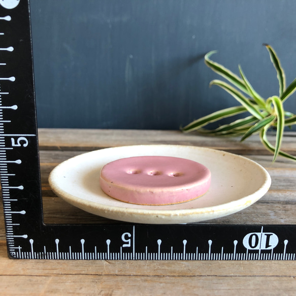 【陶器】ピンクのさくら釉薬のお皿と白い三脚のせっけん置き　ソープディッシュ・ソープ皿・石鹸　送料無料・ 11枚目の画像