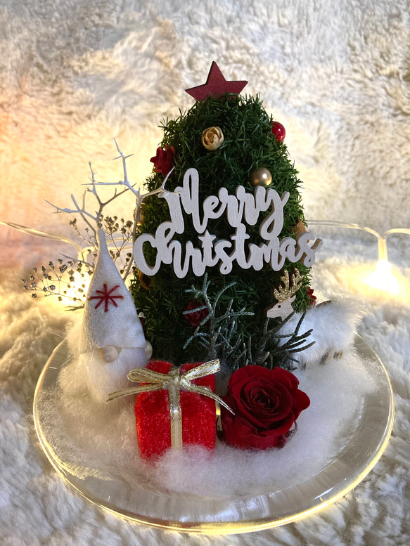 新作早割クリスマス2023 プリザーブドドライフラワーガラスドーム バラとヒムロスギツリー サンタトナカイプレゼント 9枚目の画像