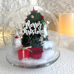 新作早割クリスマス2023 プリザーブドドライフラワーガラスドーム バラとヒムロスギツリー サンタトナカイプレゼント 2枚目の画像