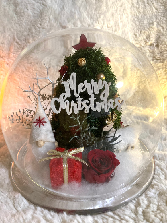 新作早割クリスマス2023 プリザーブドドライフラワーガラスドーム バラとヒムロスギツリー サンタトナカイプレゼント 7枚目の画像