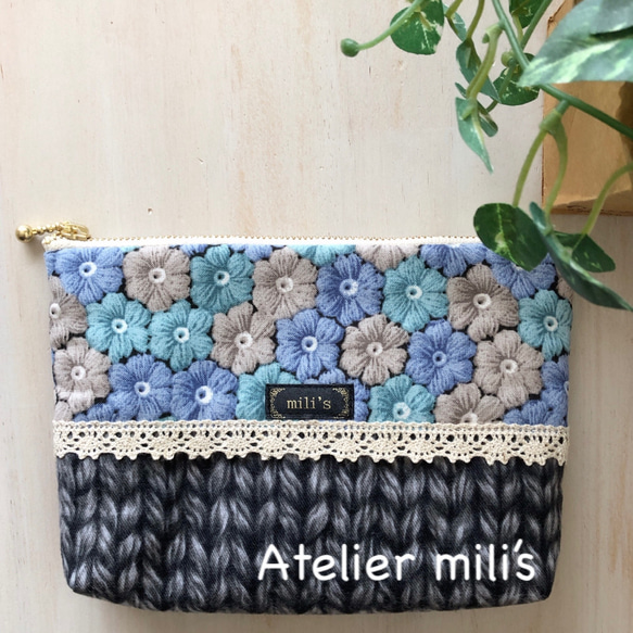 まるで毛糸で編んだようなぽこぽこお花モチーフとメリヤス編みの秋冬  