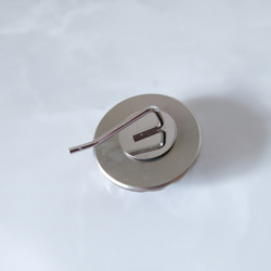 槌目模様　ブロンズ　ヴィンテージボタンのポニーフック　ヘアカフス 8枚目の画像