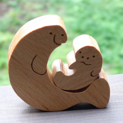 組み木　マナティーの家族 3枚目の画像