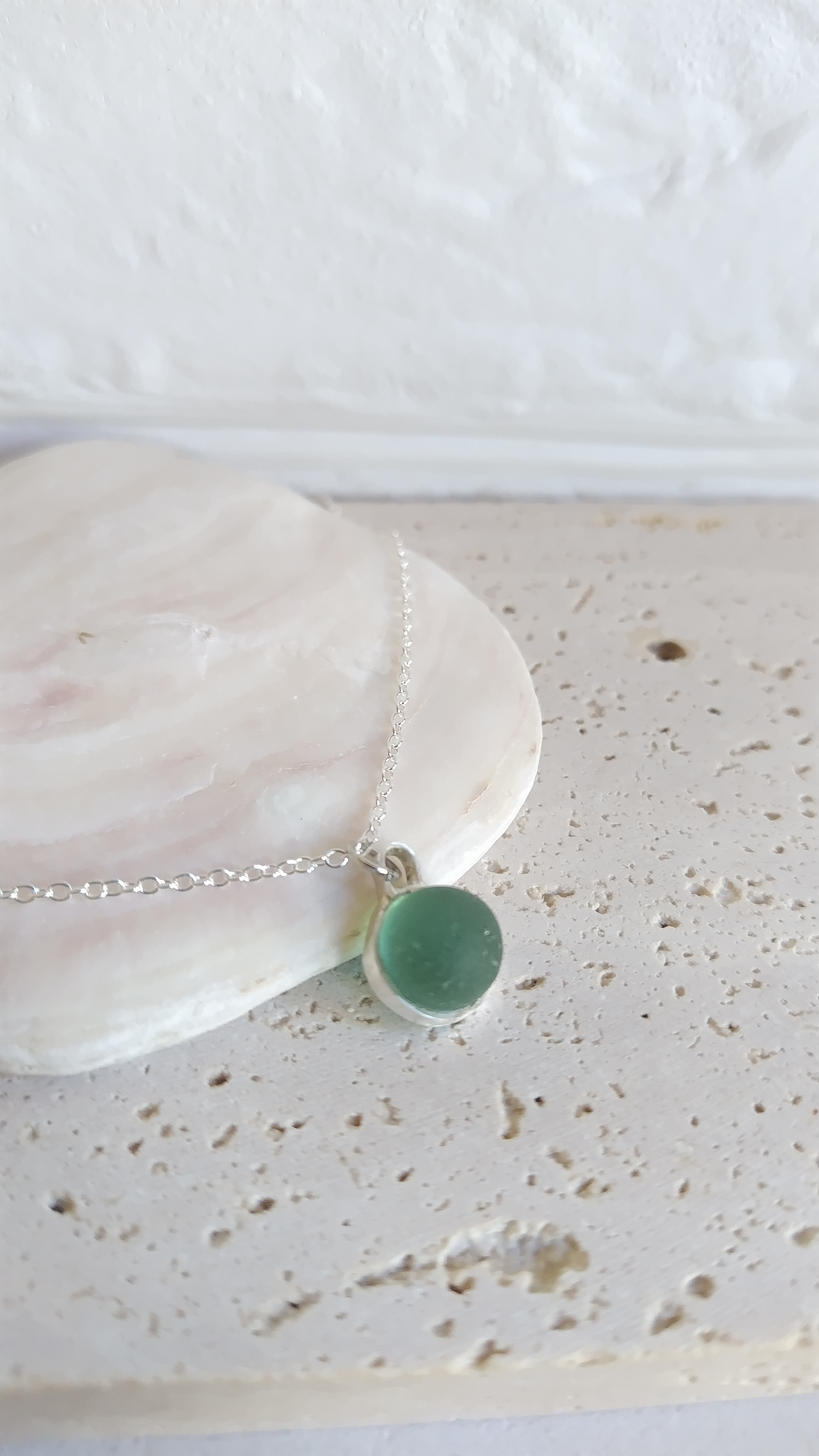 海辺の贈物 SEA玉（縦9㎜横9㎜）をシルバー950で包んだ ペンダントSP-15