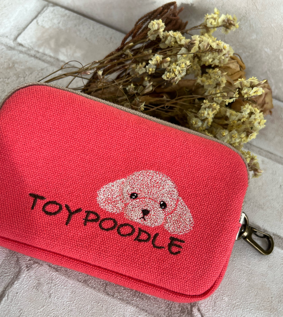 ふわもこトイプードル刺繍♡コインケース///ミニポーチ 3枚目の画像