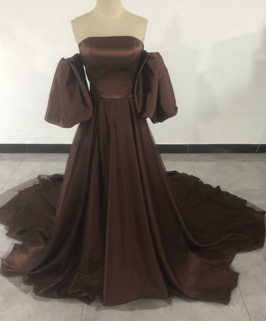 高品質！ブラウンカラードレス ベアトップ パフスリーブ トレーン 姫袖 二次会 21,735円
