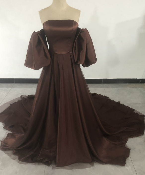高品質！ブラウンカラードレス ベアトップ パフスリーブ トレーン 姫袖  